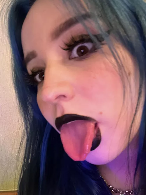 Shy goth gone wild😳 by CassieTheKitten