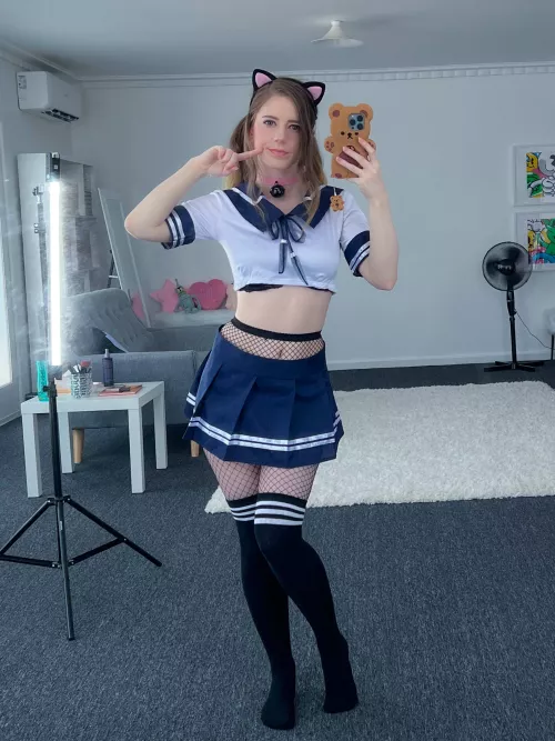 someone pls order me an uber.. i'm begging you!! i can't be late for school again or ill get expelled 😣☠ by ellieraelol