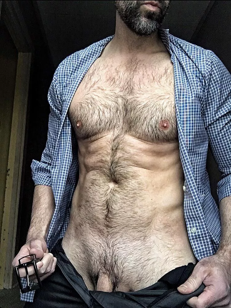 Studies suggest that less clothing leads to more productivity. Let’s bang out your to-do list together. posted by cinnabonxtrafrosting