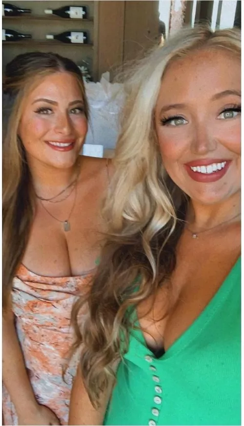 which one? by hphgrwgw