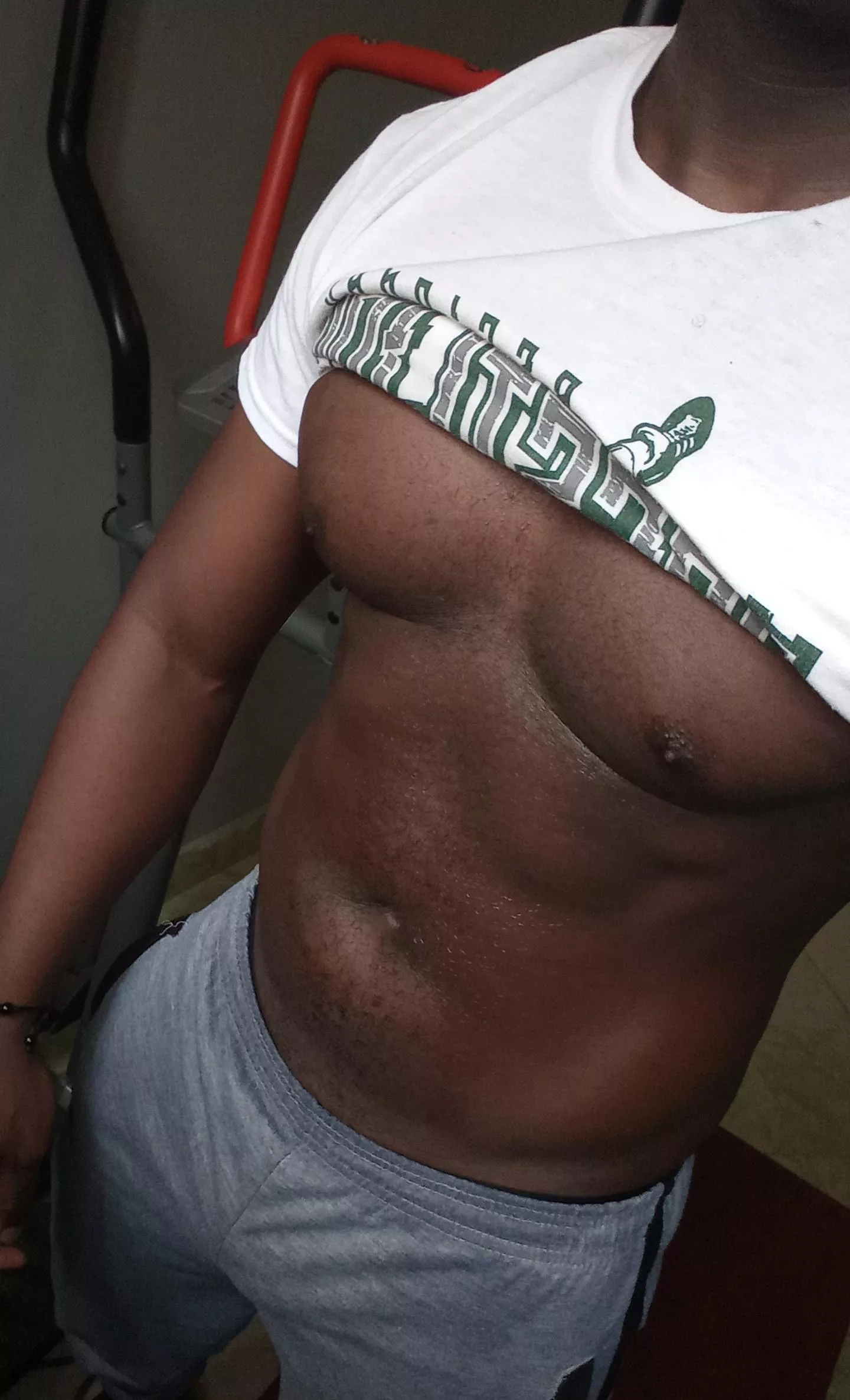 Who's coming to help me ? posted by vlaar_alt