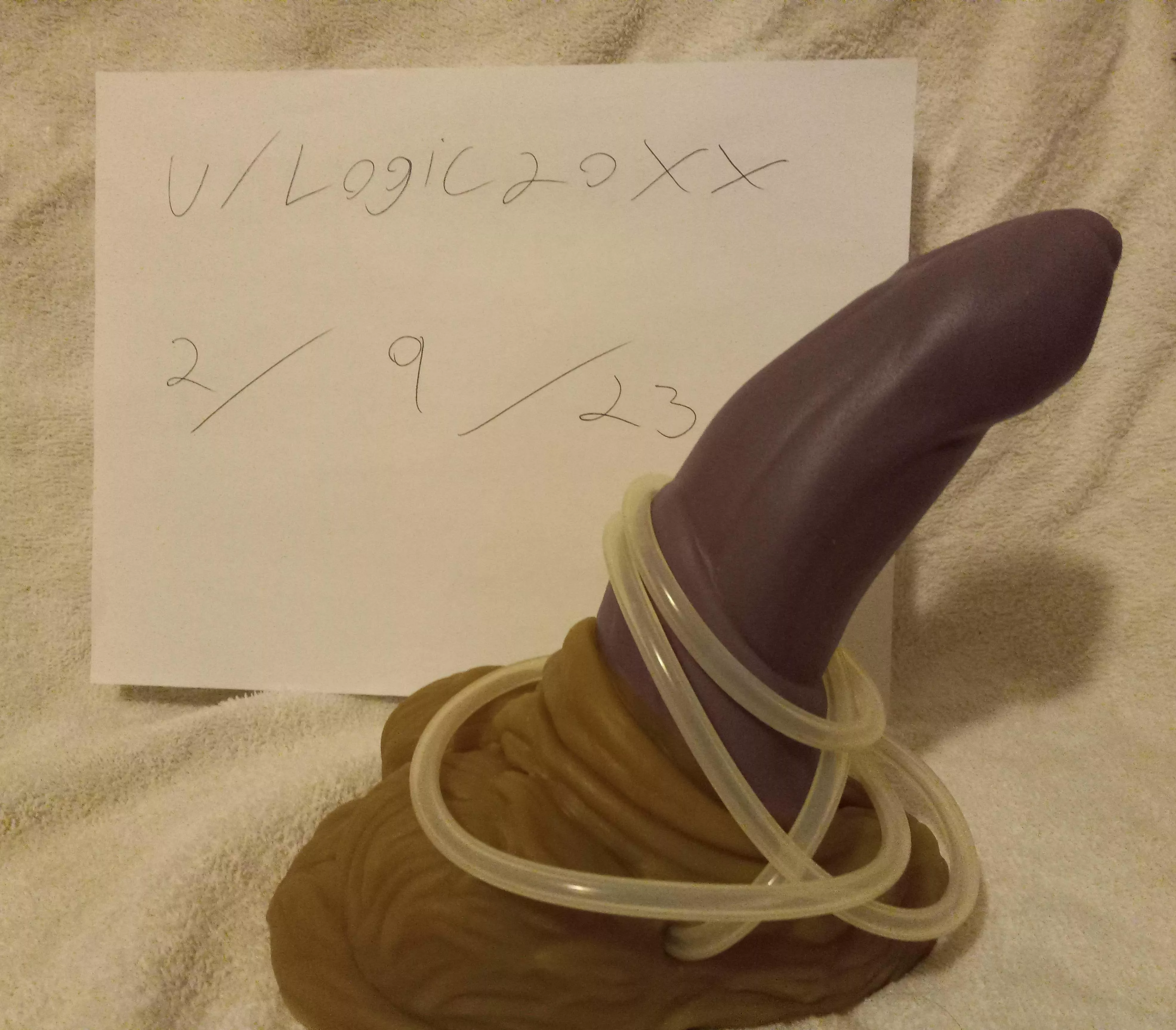 [WTT, US only] Medium/Medium Legacy Luka with cumtube for trade! posted by Logic20XX