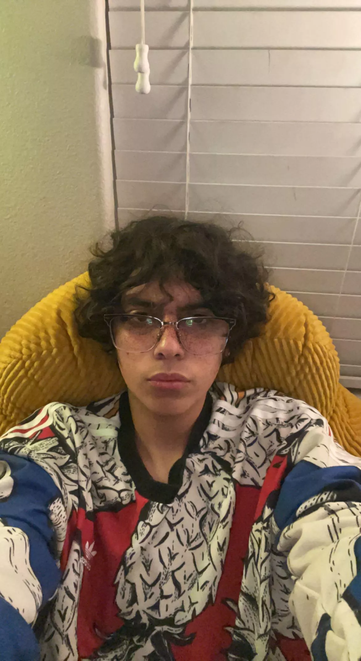 18, massive cocks add me @oliverc1522 posted by micah_esp