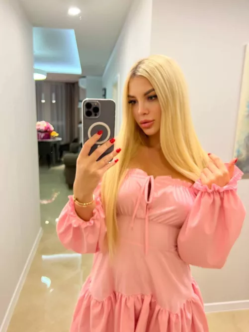 A new portion of beauty, easiness and femininity by Vlada_miami