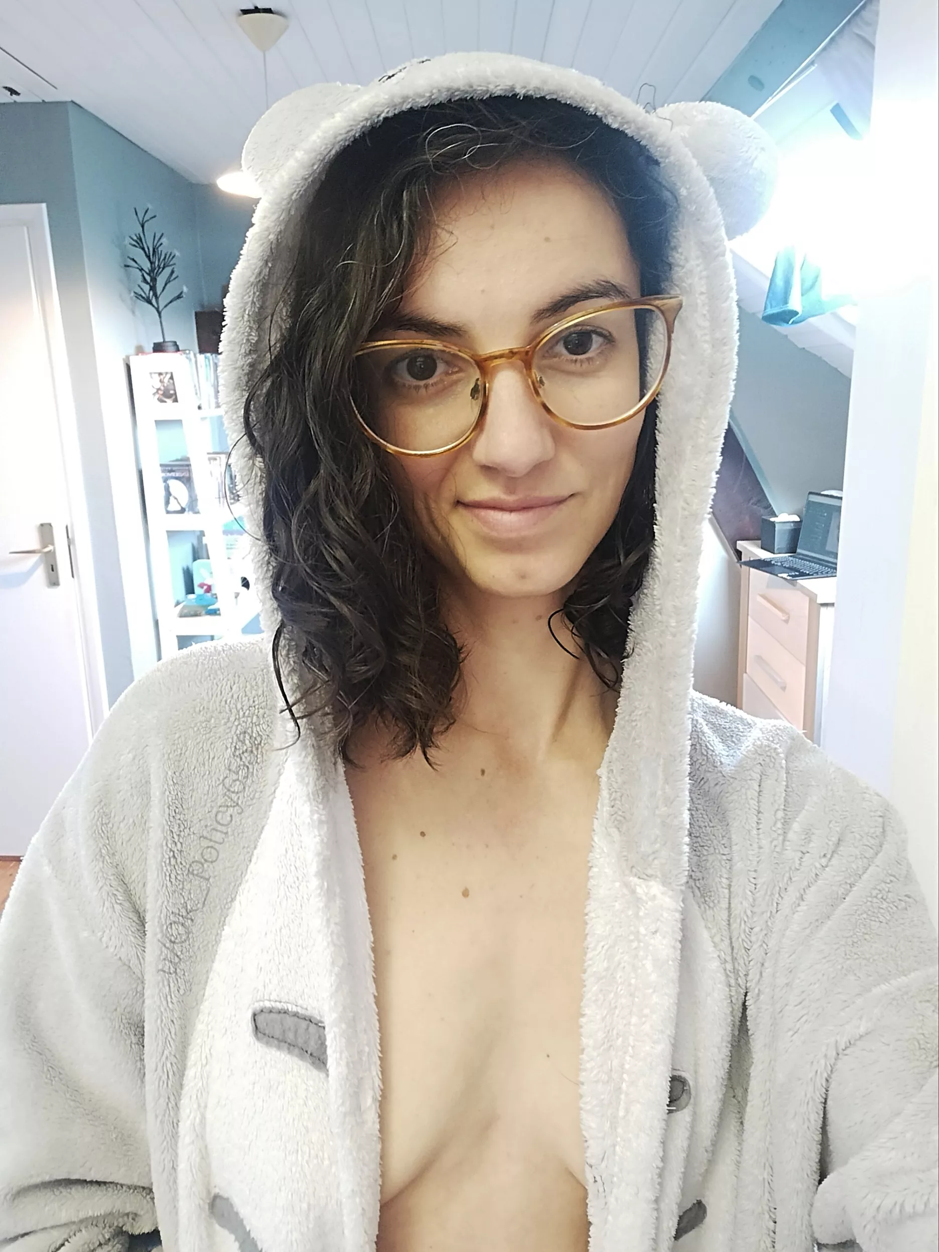 All natural mama🥰 posted by Ok_Policy6552