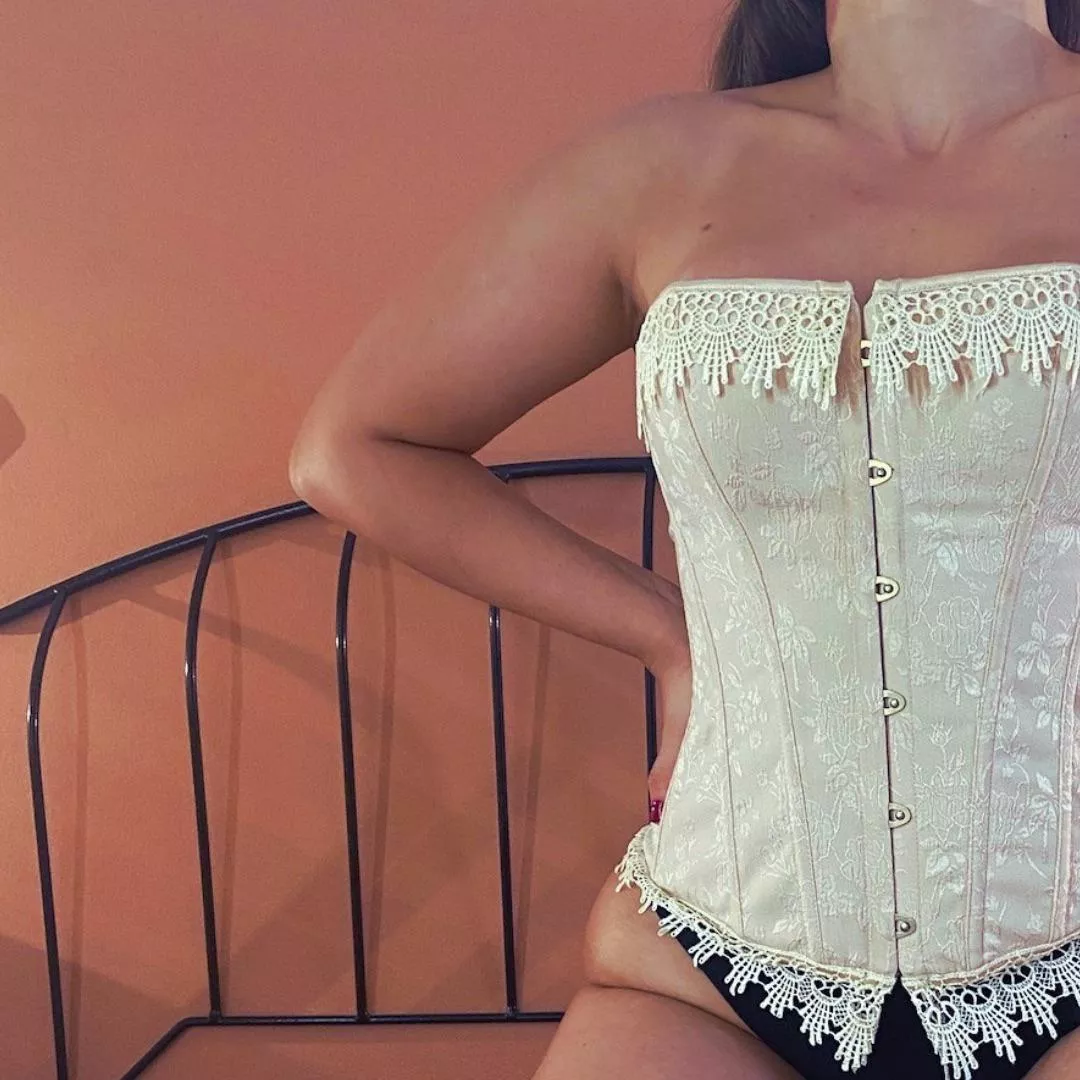 Are you ready for me, honey? posted by AntiqueMonroe