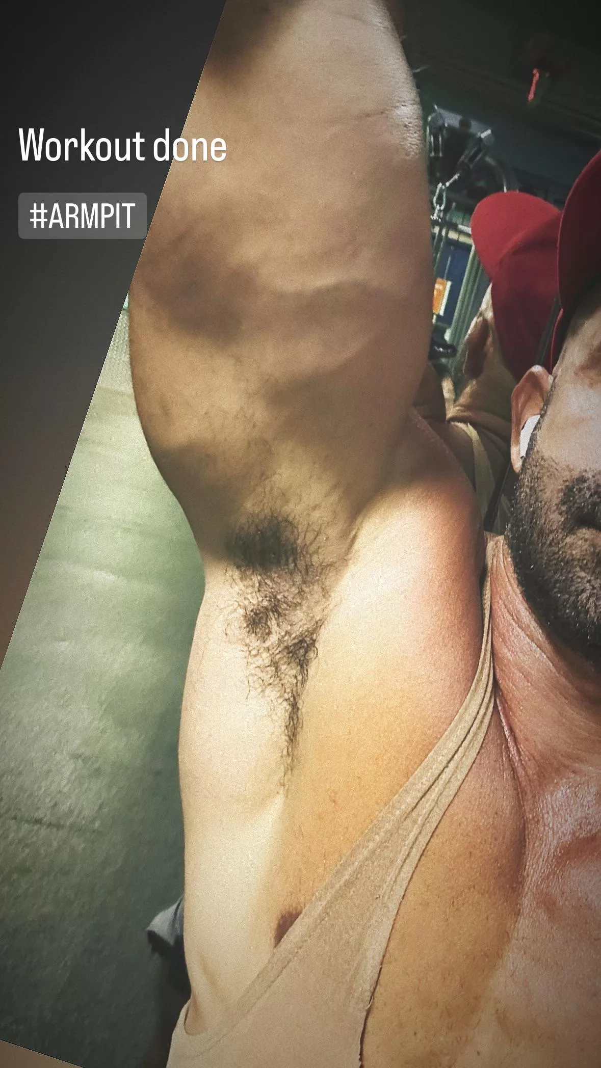 Armpit posted by romanito29