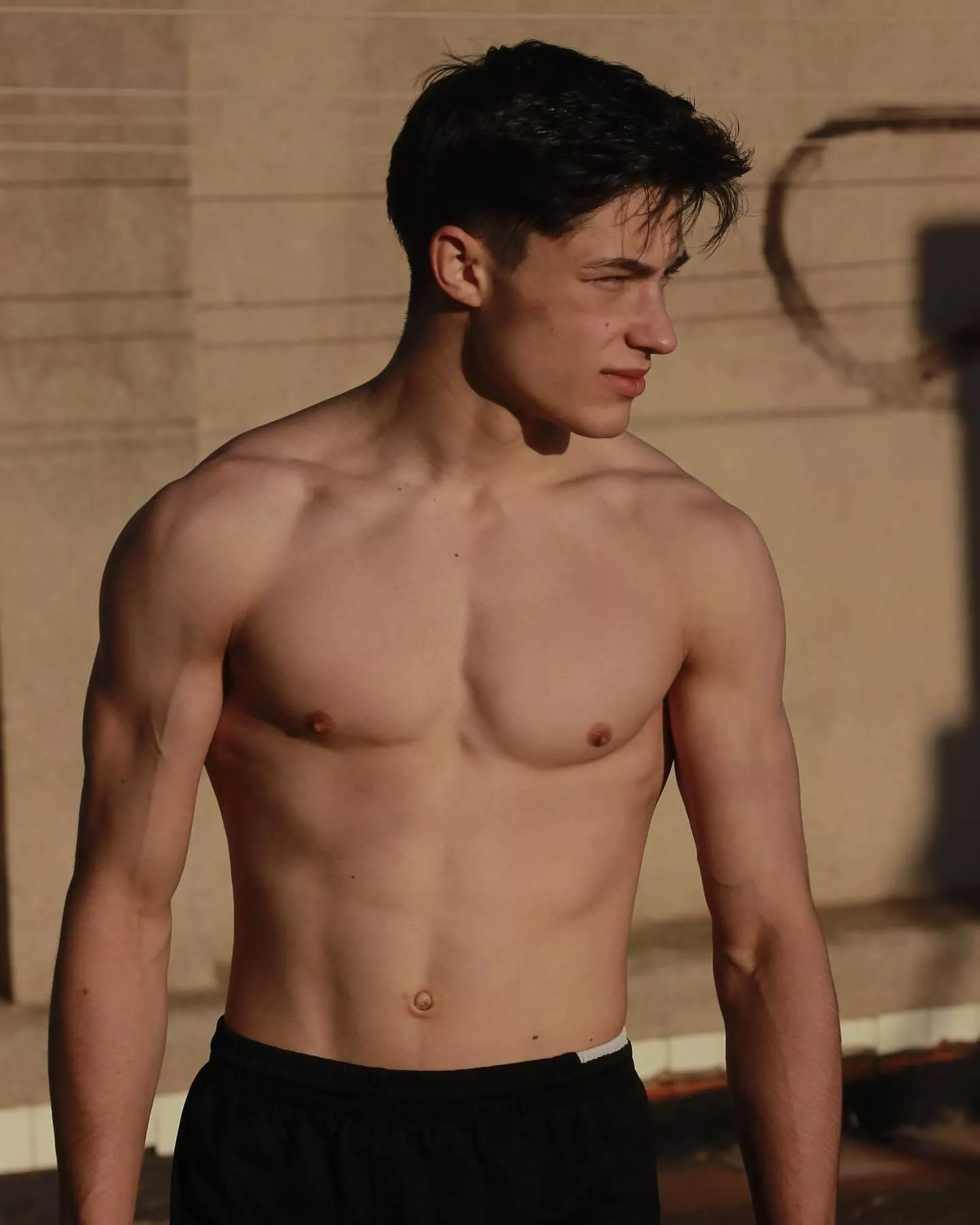 “David Gineno” … posted by neilfromsydney2003