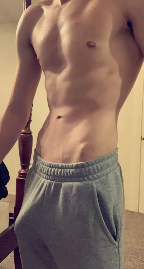 Eh not too noticeable if you ask me by Thehungone77