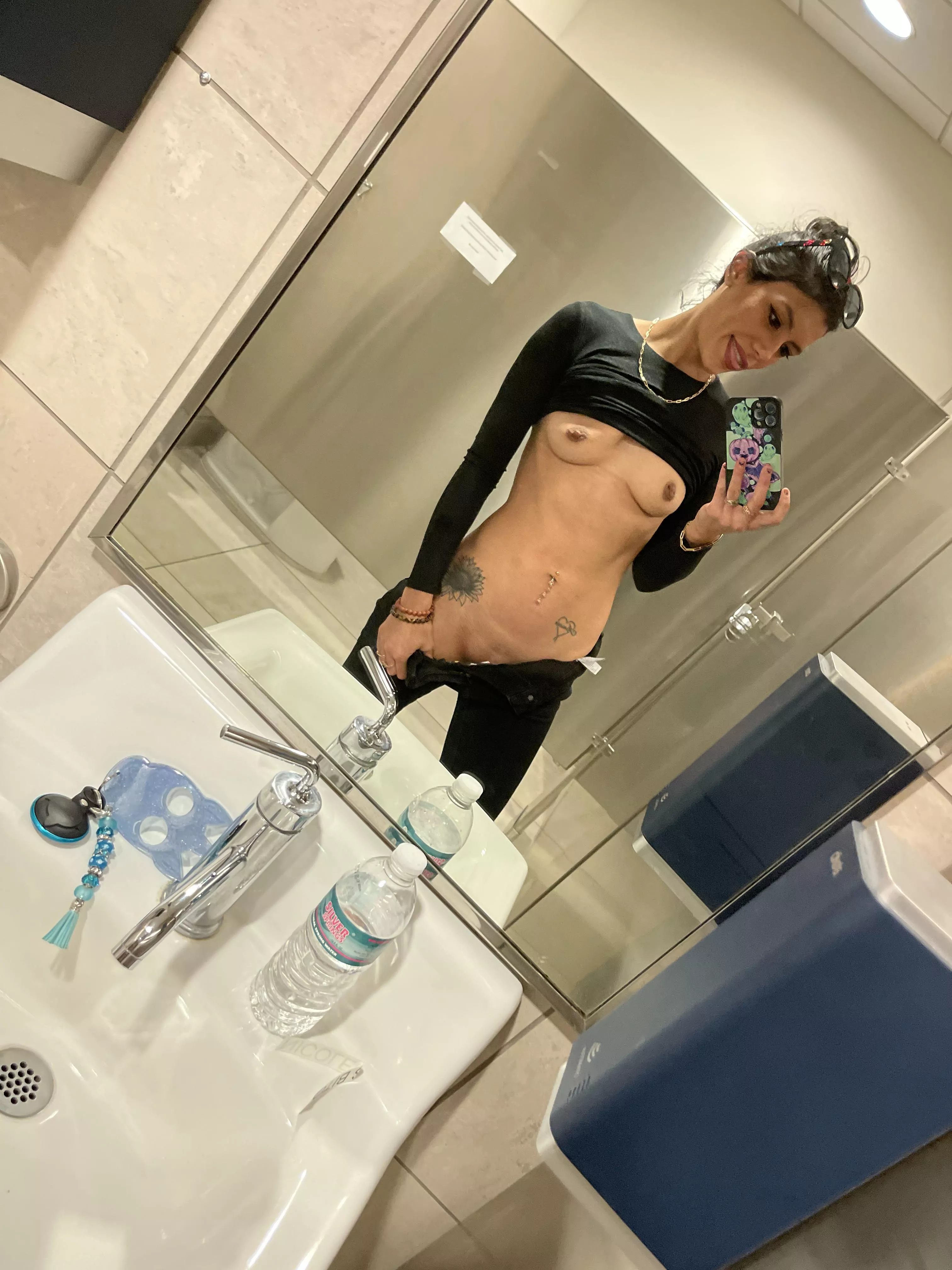 [F] someone walked in on me right after I took this 🙈 posted by Icy-Sleep-8661