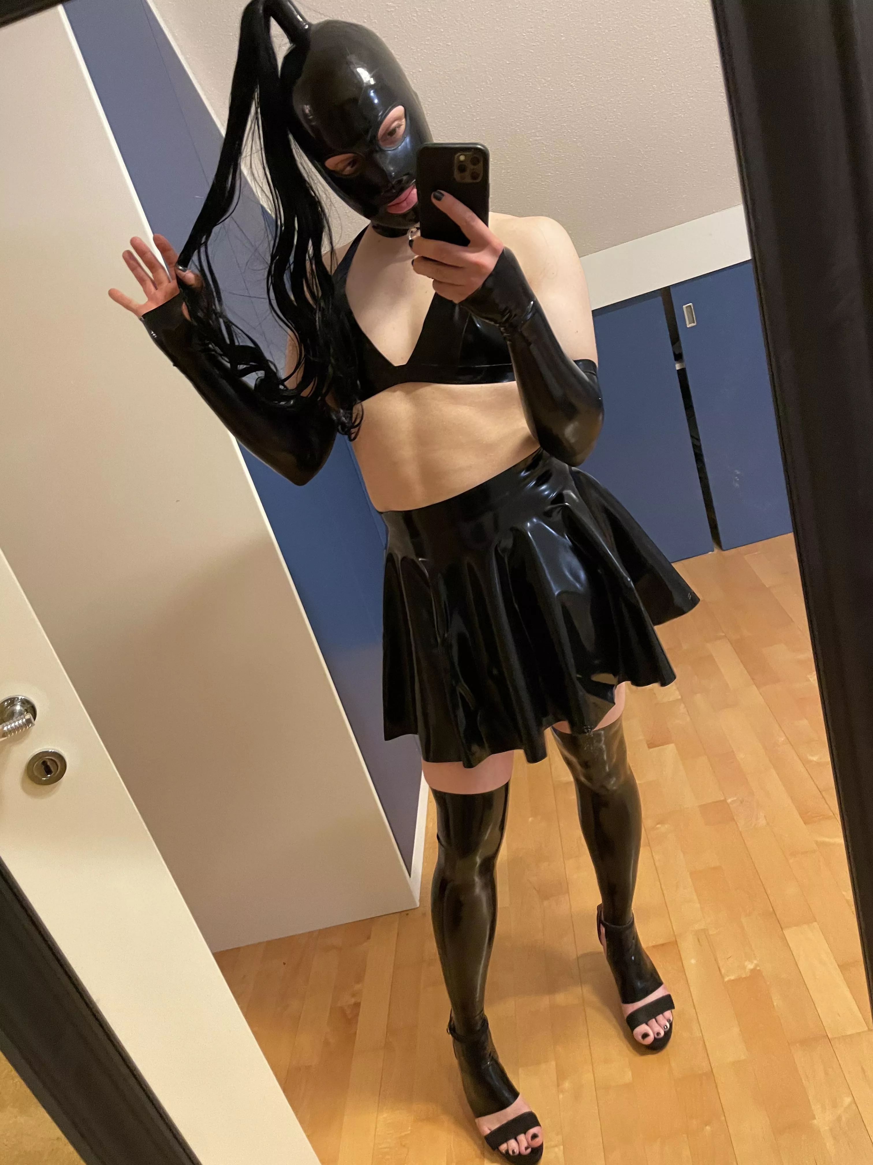 Feeling good 😝 posted by Lucasthem8