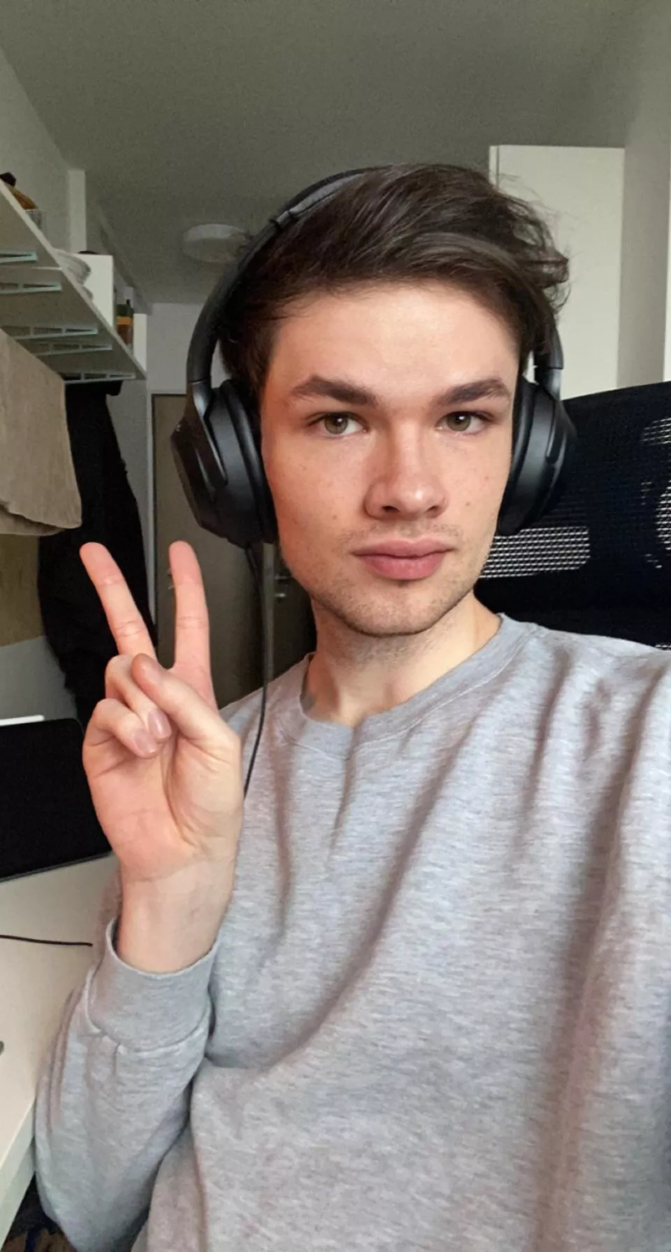 Feels weird not having shaved for a couple of days. I can feel my twink status fading away. 😂 posted by AidenMox