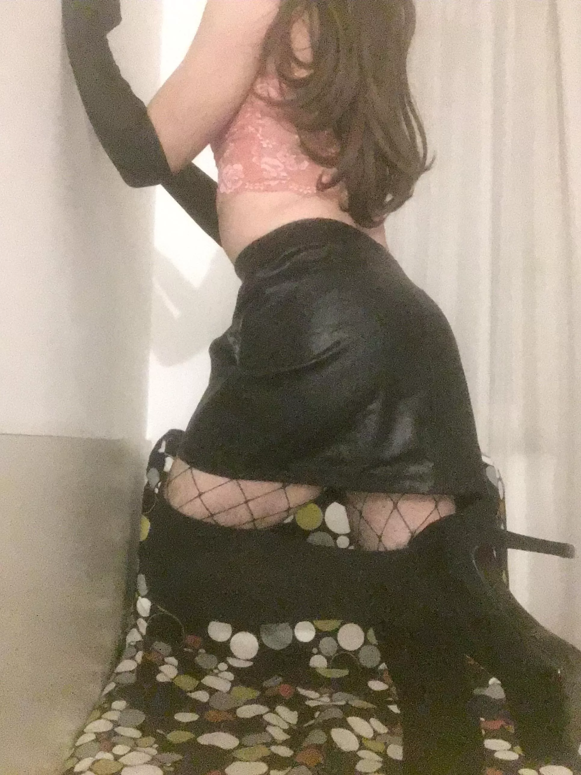 Finally able to crossdress again👗👠 posted by JadeTrap