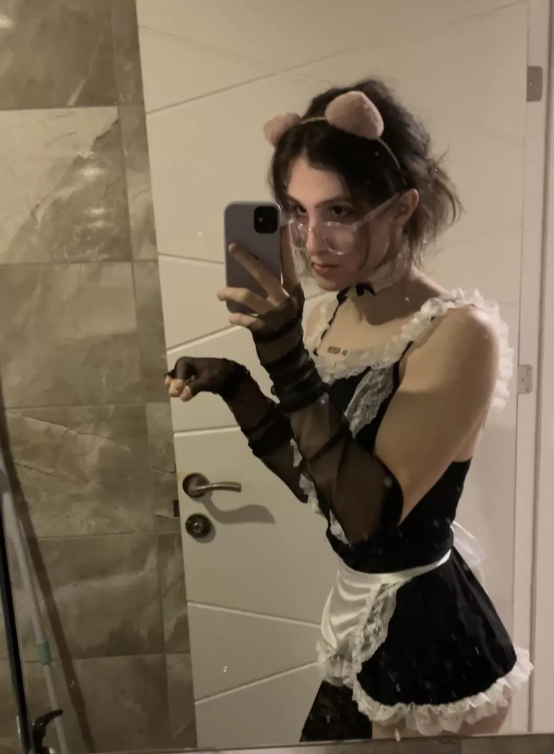 gime attentions nya~ 🥺 posted by fuckmylife3333