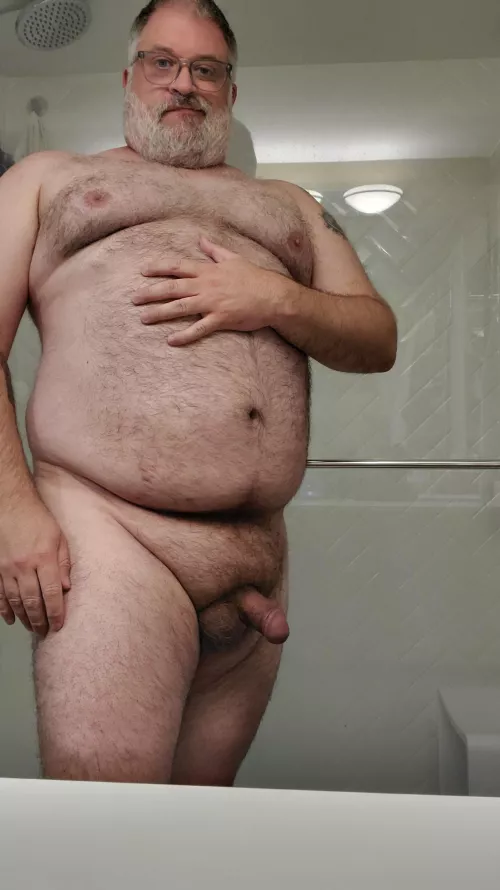 Happy Fur Friday, folks by ChiBear20