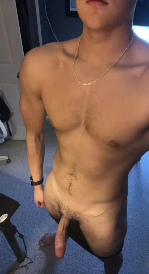 Hey just chilling by collegeboy510