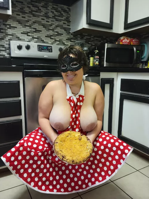 house milf baked a pie do you want a slice? by Pixiefeet169