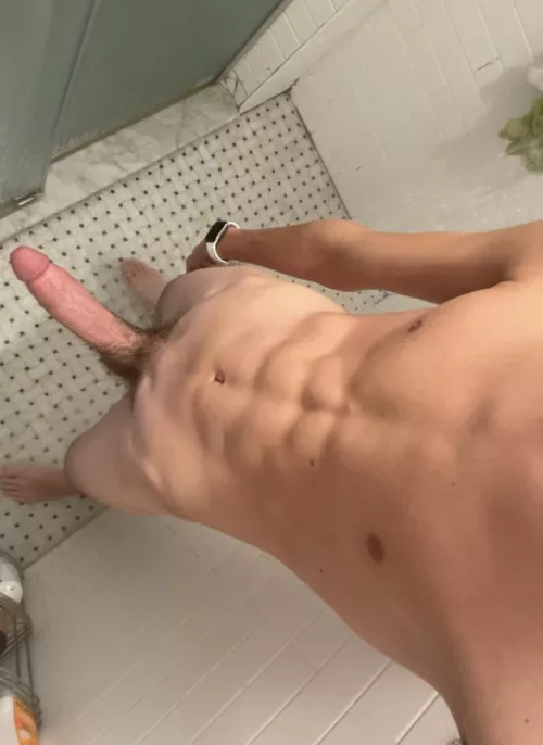Hung 19 love to compare. HMU if u wanna show me ur big cock. Gstils10 by Necessary-Smile-6719
