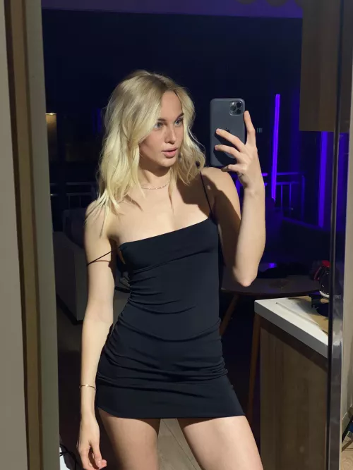 I am just need to be eaten all day today by nonssseeense