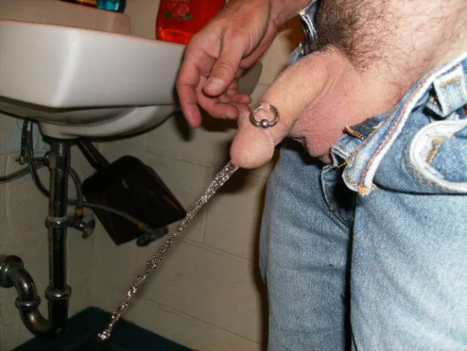 I love passing, feels like a long cum...I like it in and on me too, just sayin by DomWestBi