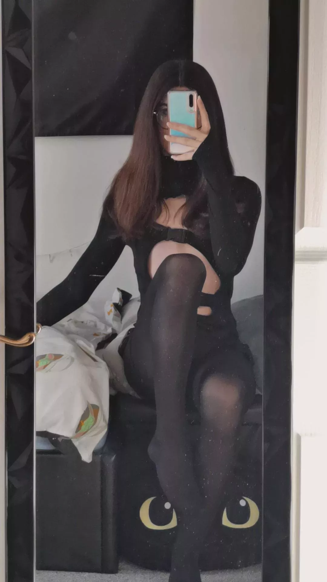 I love wearing tights 💕 posted by urprettykittyy