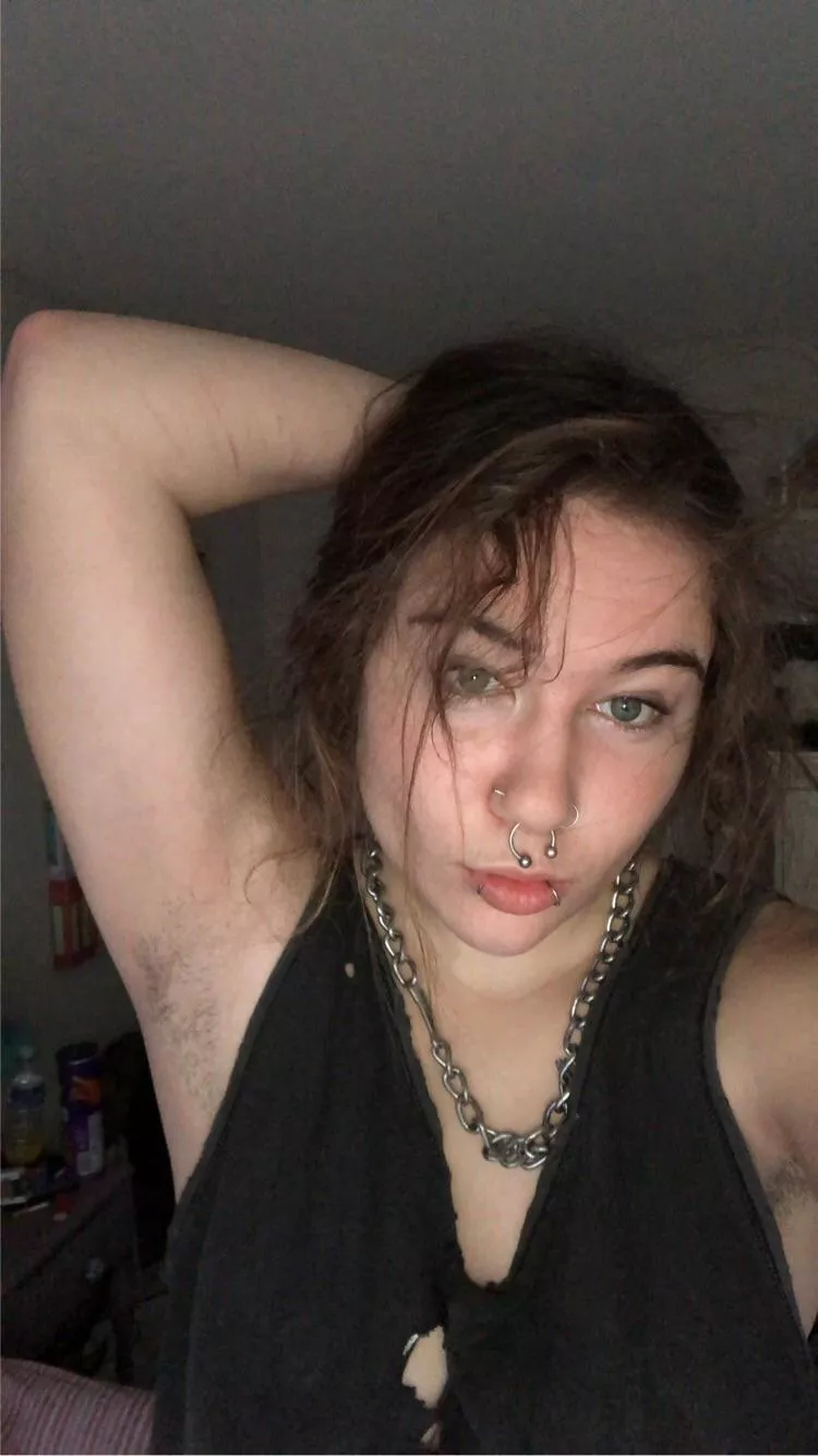 I need help shaving I have no motivation mommy ): 19f posted by Sintiluturn