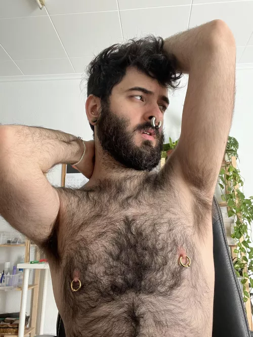 Ignore the pimple 🦦✌🏻 by PiercedOtter