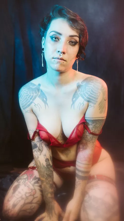 jolie vampire [NB] by UrsinaeVespera