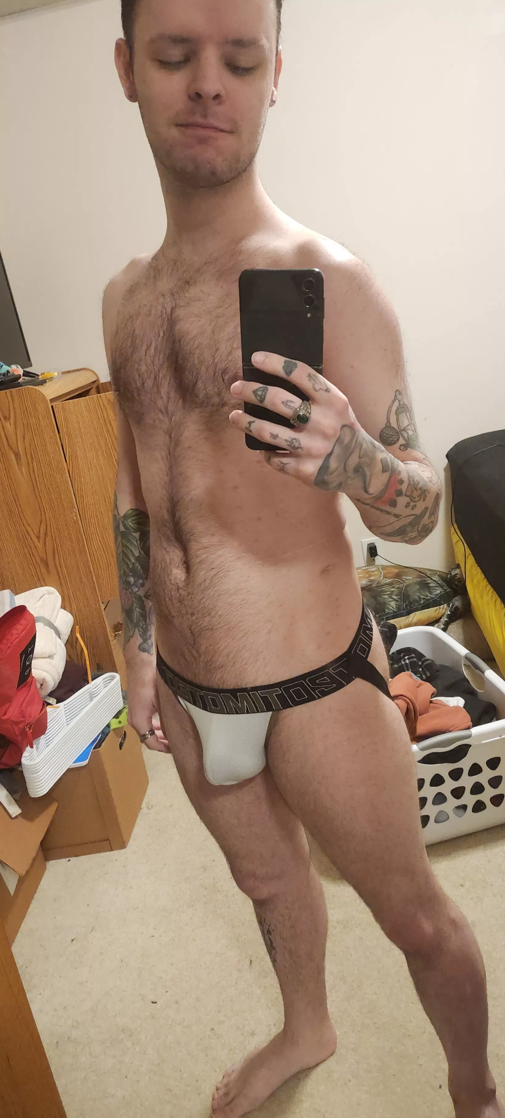 Just here to show off my favorite jock 😁 posted by Terrenke