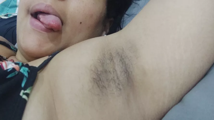 kiss my hairy armpits by isAnnykath