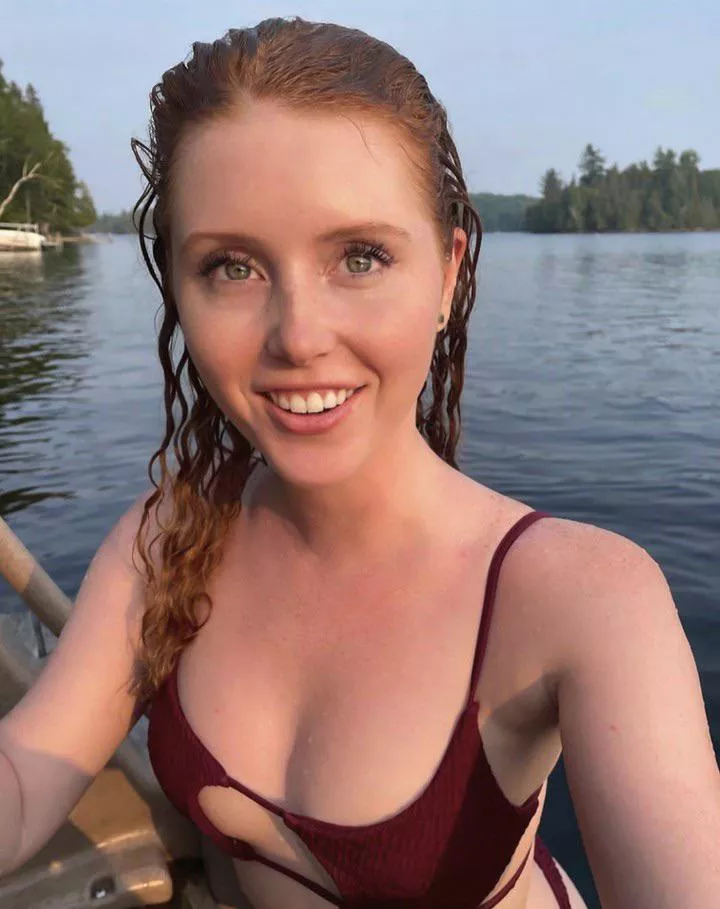 Lake girl posted by HonestRunner