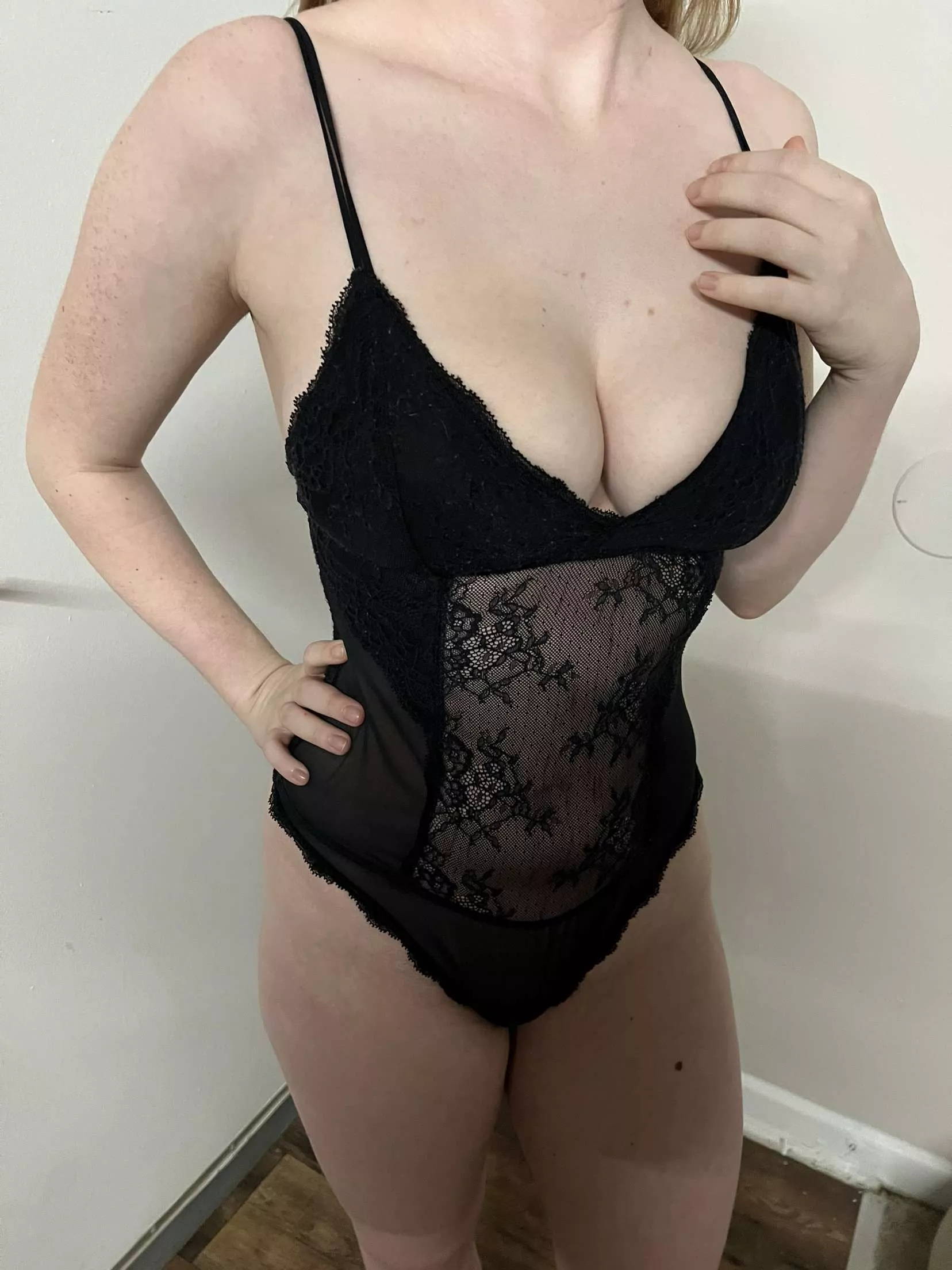 Love to look naughty... posted by BegMsKelly