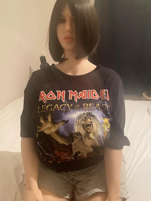 My girl. Oiled, powdered, and dressed. by TheGoodKingAzalin