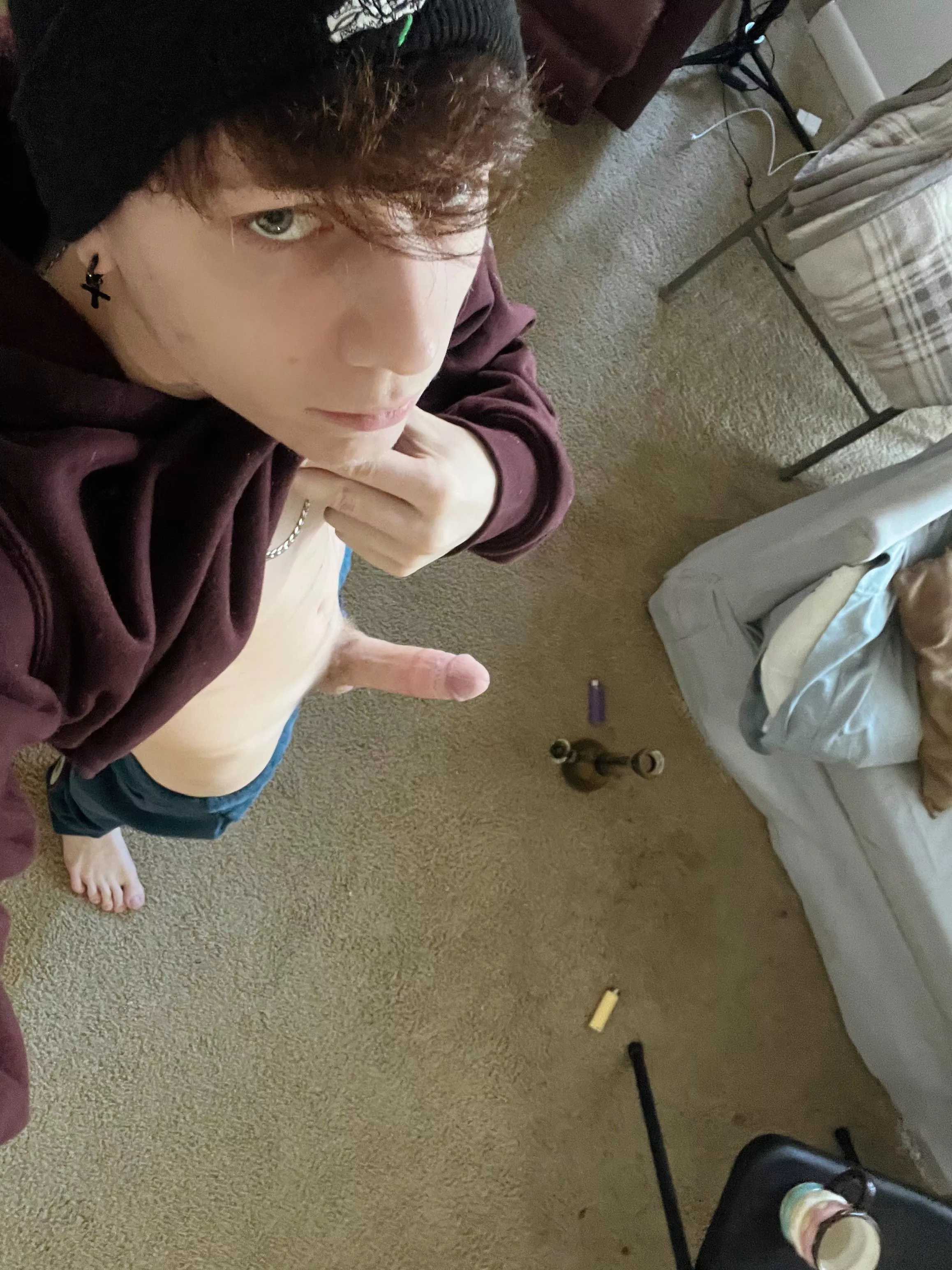 Need someone to get on there knees posted by devilish_nate