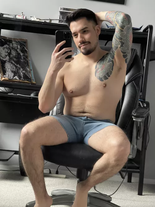 Never thought I’d be a denim shorts kind of person by EverythingsOak