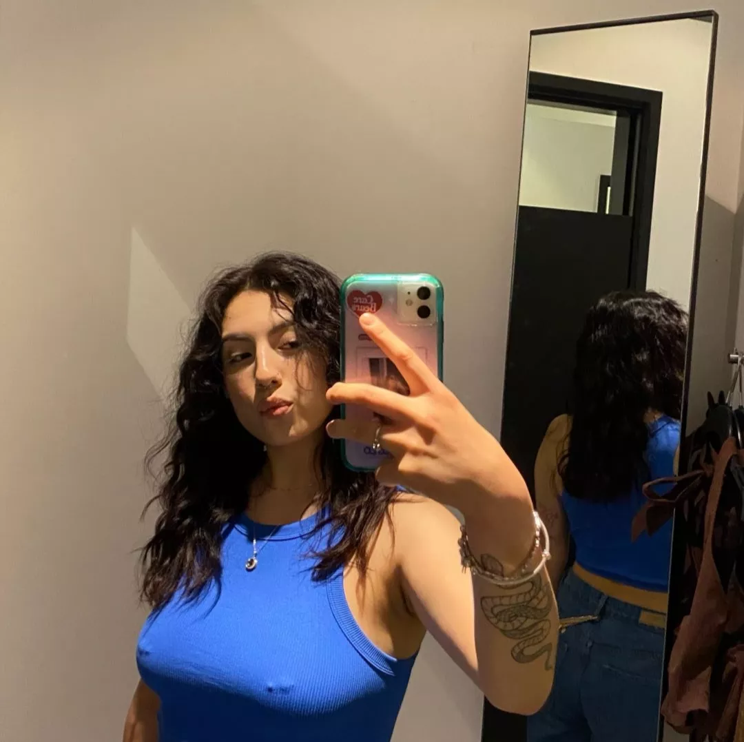 no bra needed posted by therealkyree8