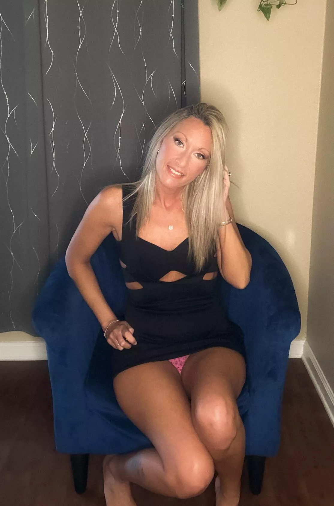 Ready for a fun weekend😈 posted by hotgolferwife