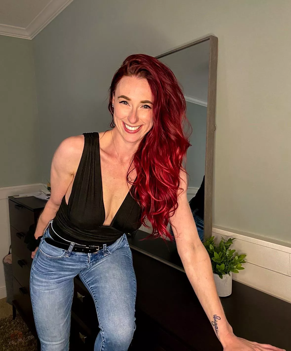 Ready for a night out! posted by MJ_xxOFxx