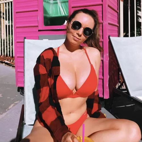 Red by anonybro12343