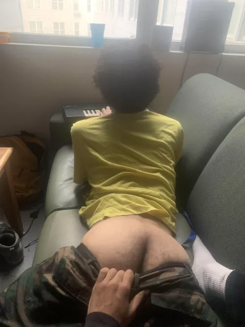 roommate always distracting me 🤦🏻‍♂️ by Youngnkinky420