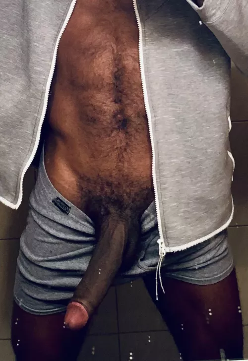 too horny to sleep by trionyc