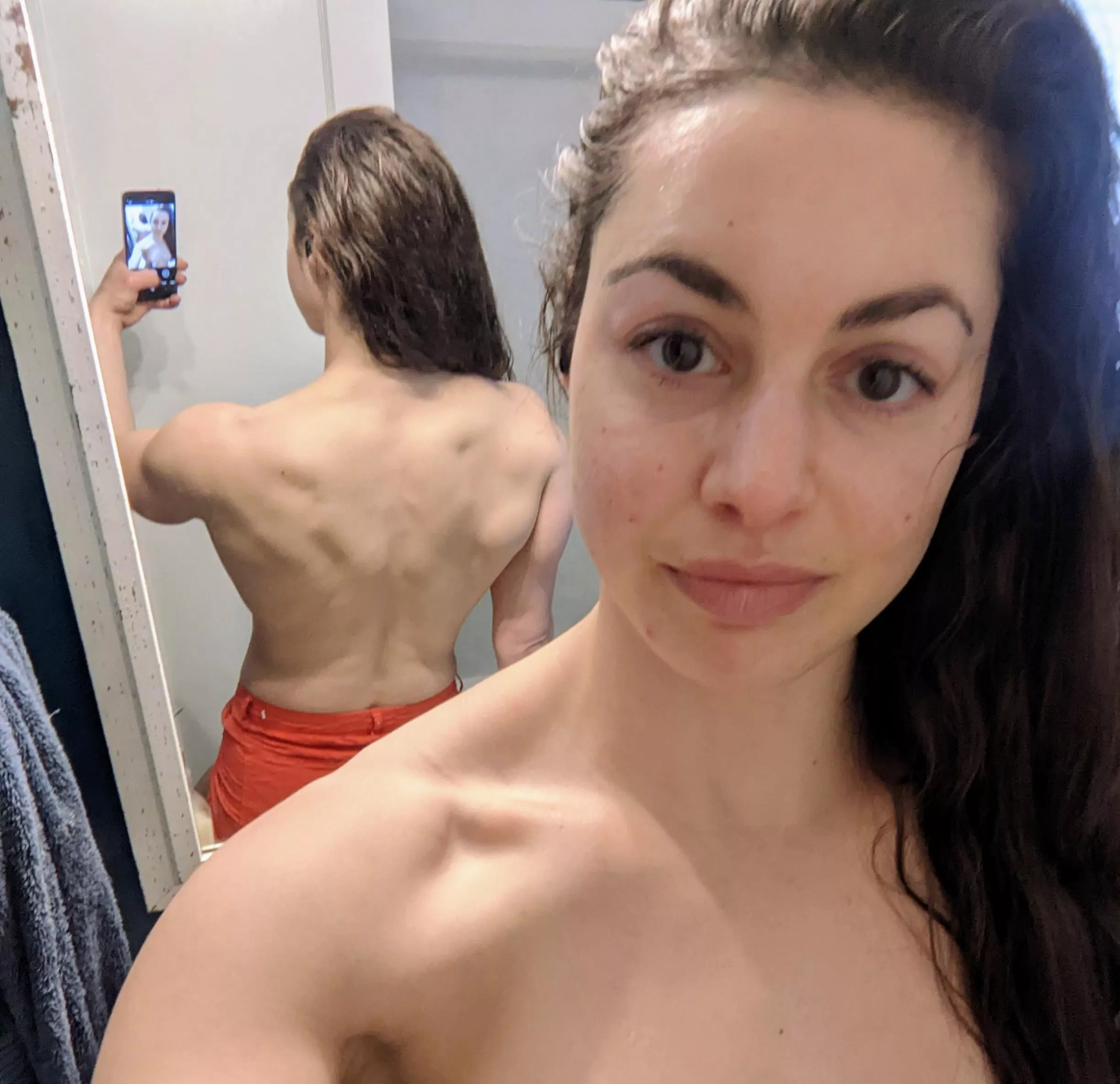 Wanna see a little lower? [F] posted by lexi_is_wilde_4