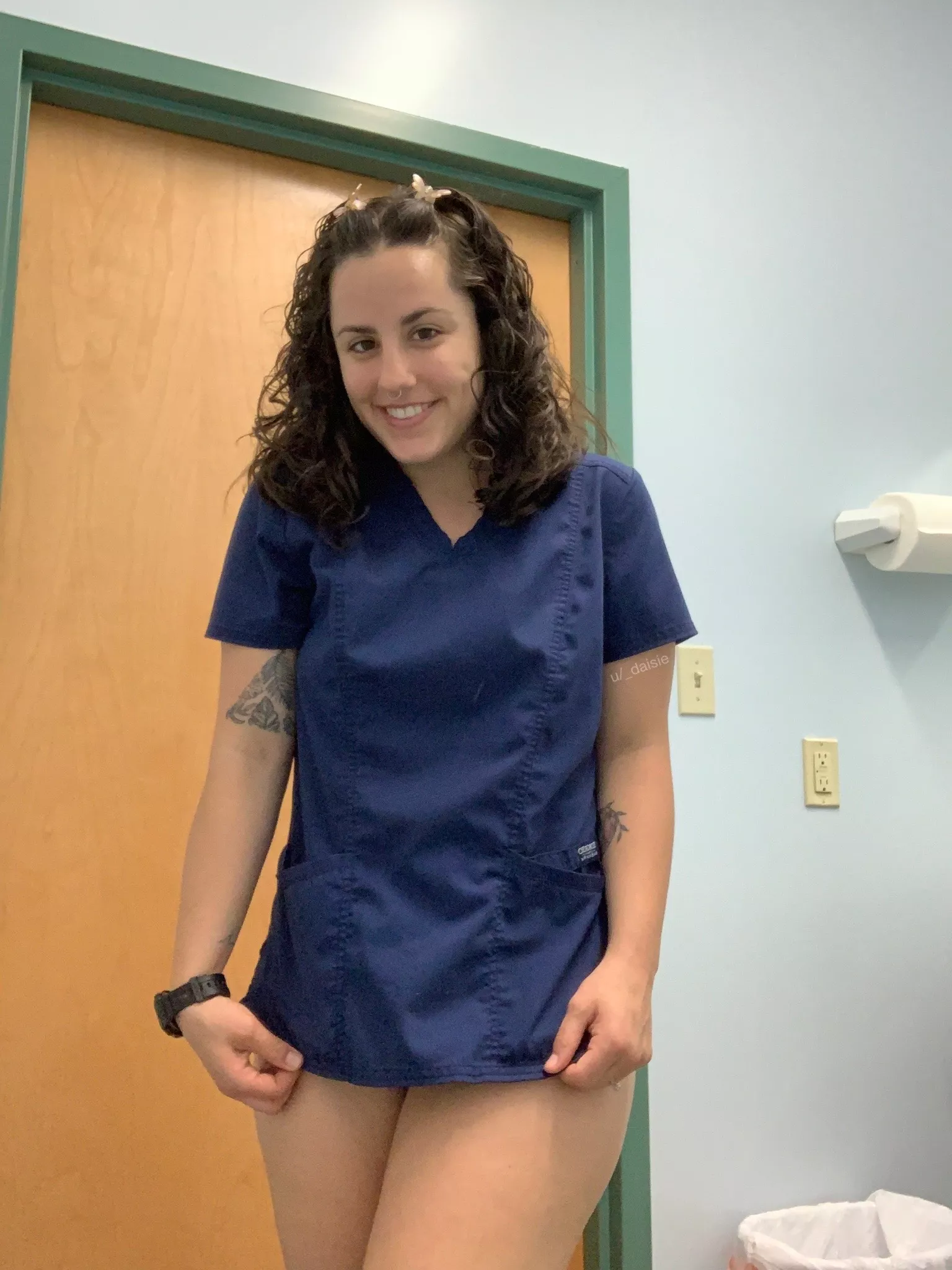 wanna taste my vet tech pussy?🐱 posted by _daisie