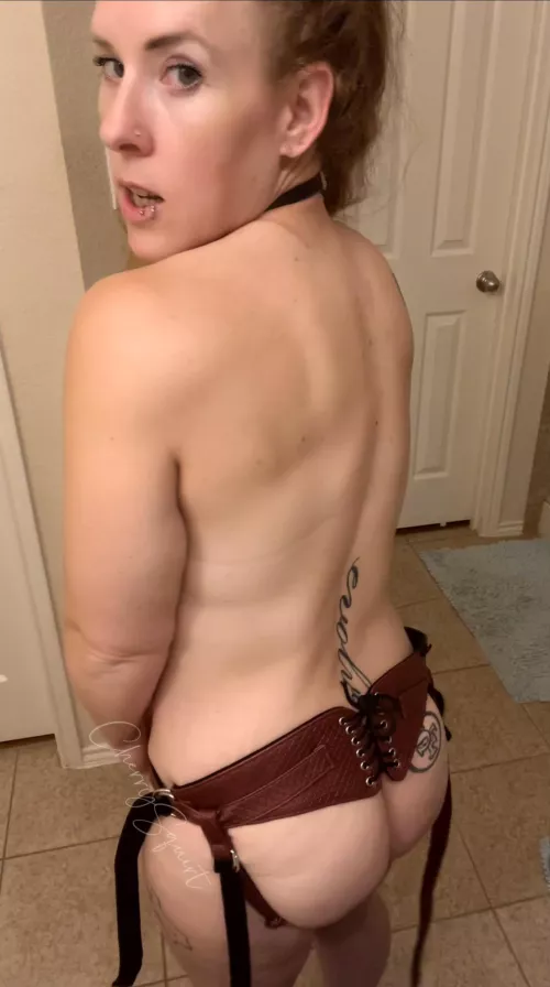 When you beg and moan it makes my pussy pour by CherrySquirt