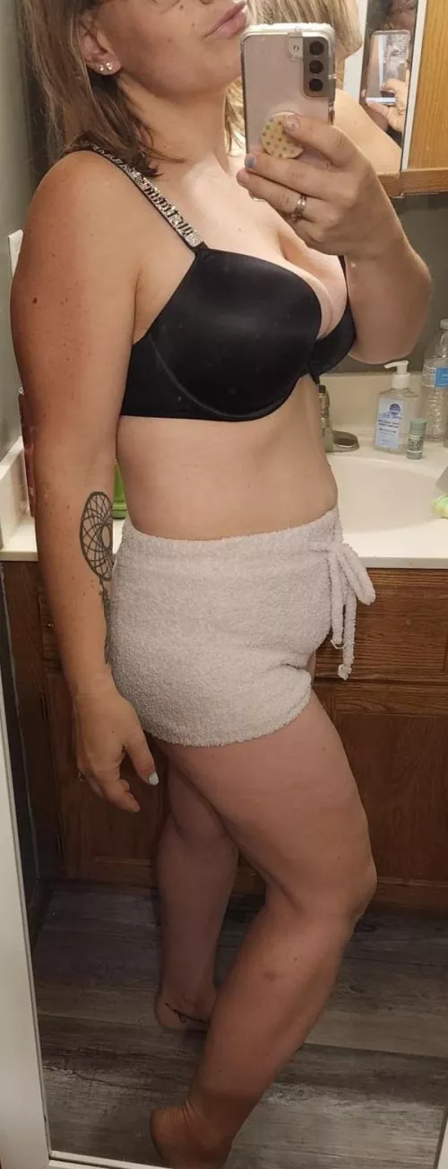 Who’s ready to play this morning? 😘😘 by Additional_Ad_1189