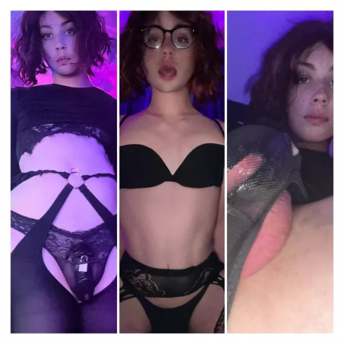 2 weeks locked and I can’t stop leaking through my cage 😳💕💦 by jenjunk