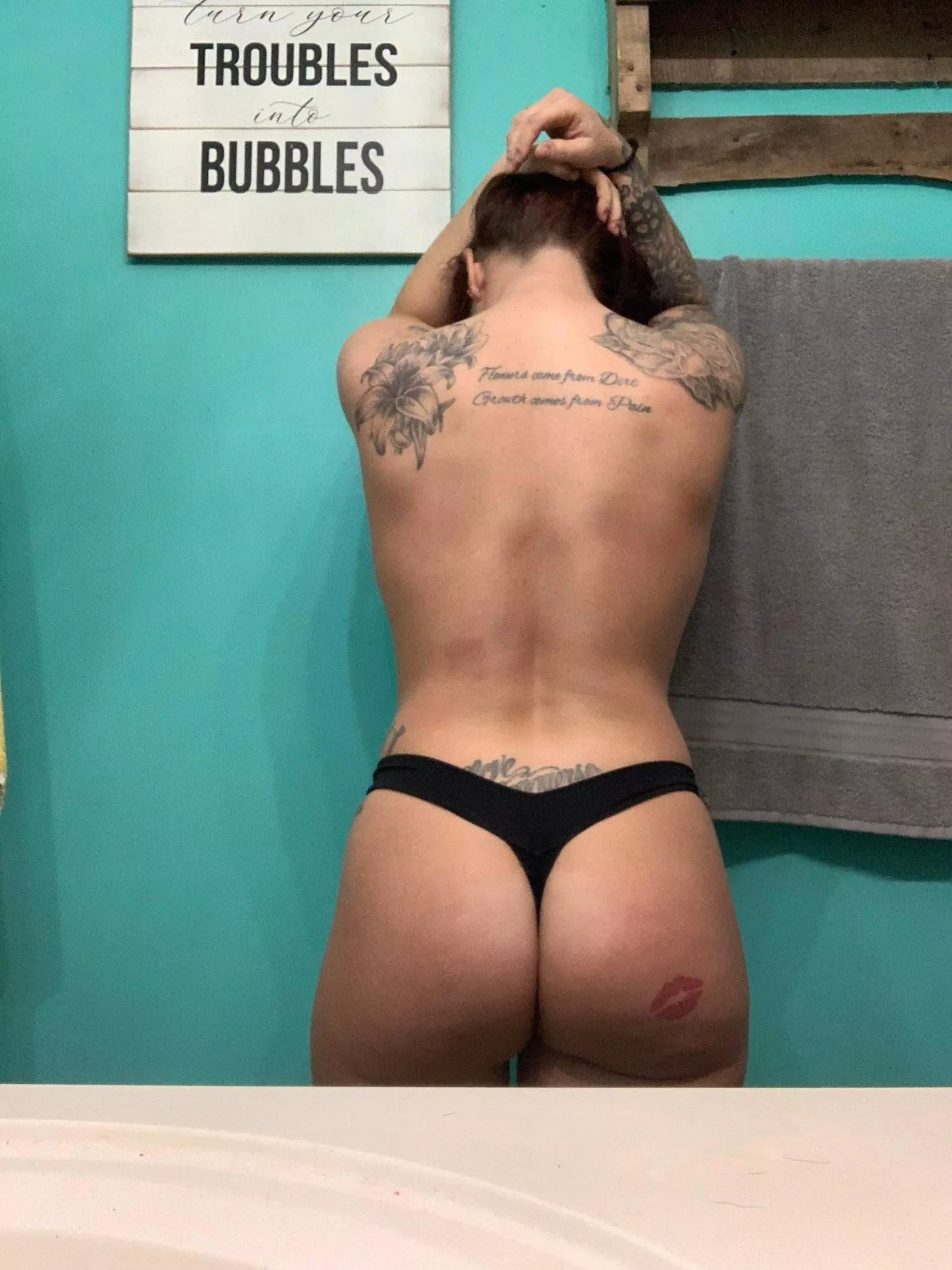 33yo [F] can anyone else appreciate the hard work put into back gains ? posted by Incorrectinfluence