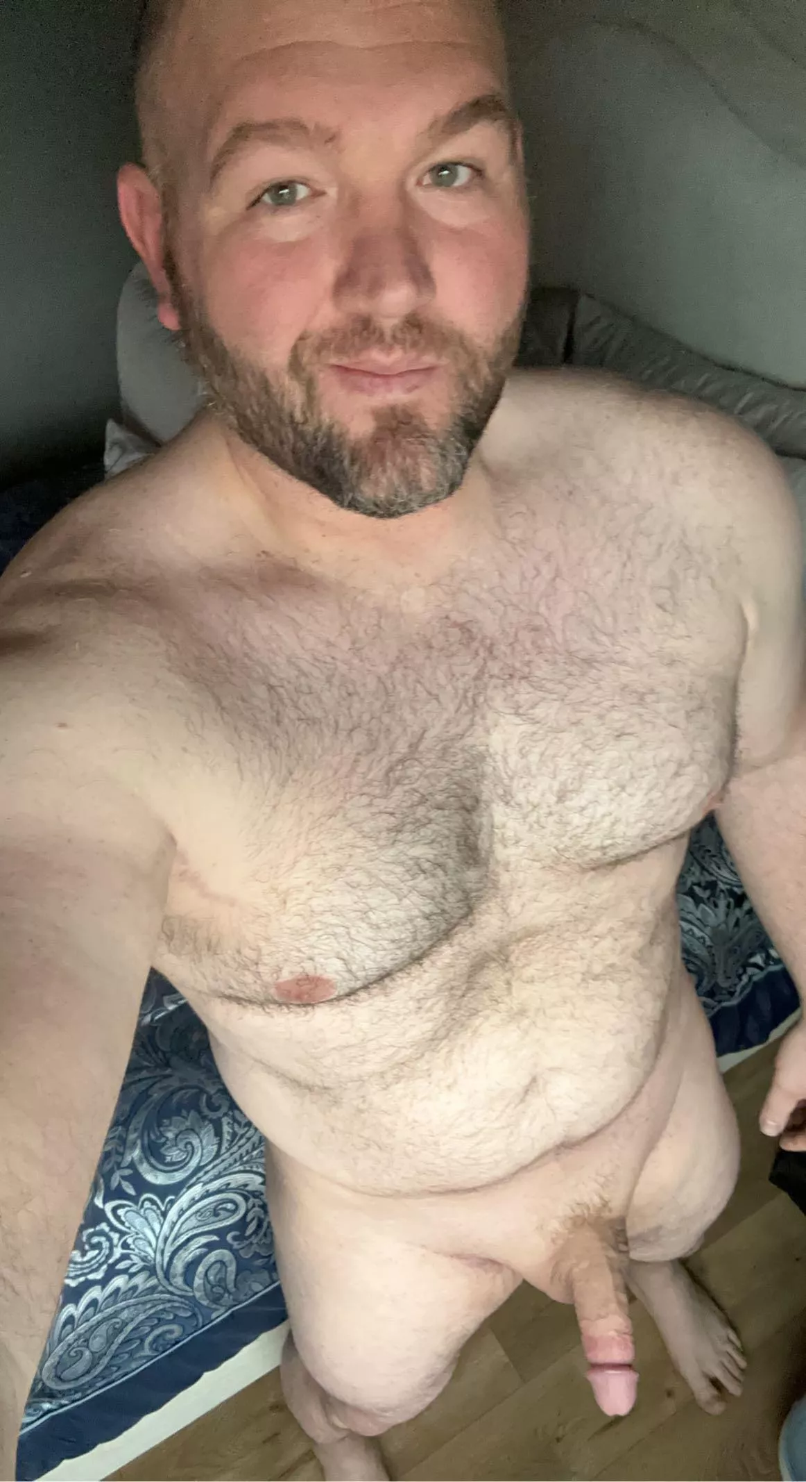 [39] Havin a good night posted by mabiddle40