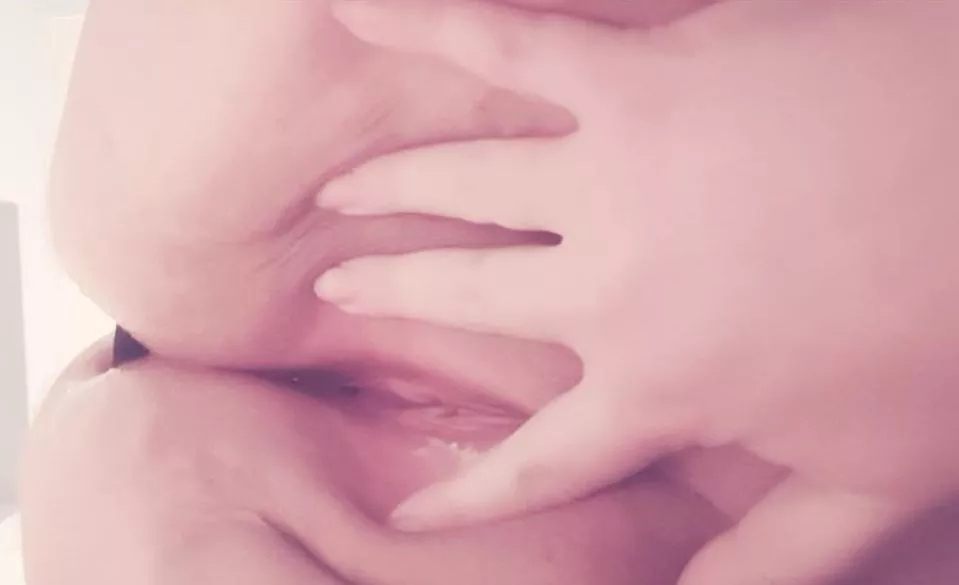 any volunteers to have this as their view as I lower myself on to your face? posted by secretlygeeky92