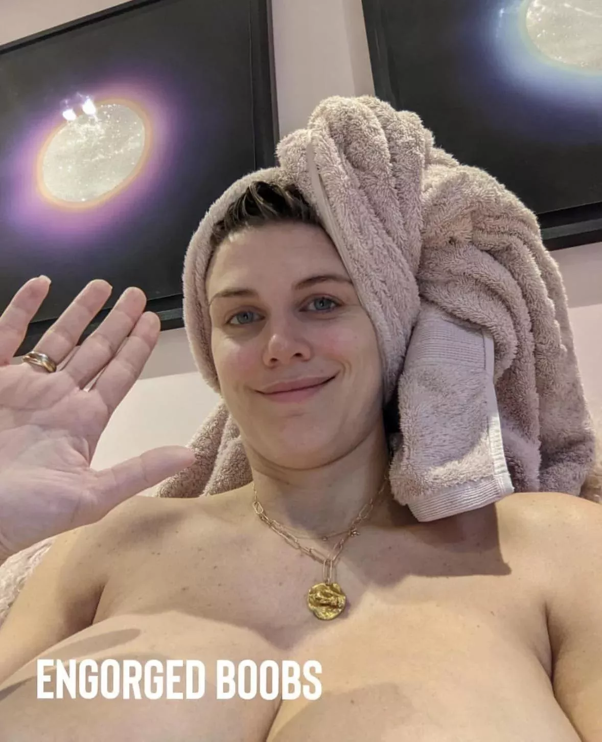 Ashley James posted by Iissomeoneelse